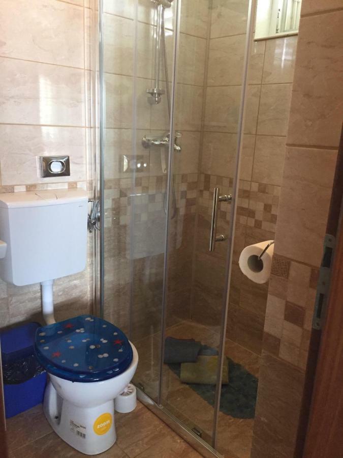 Apartmani Atila Damir Omis Exterior photo